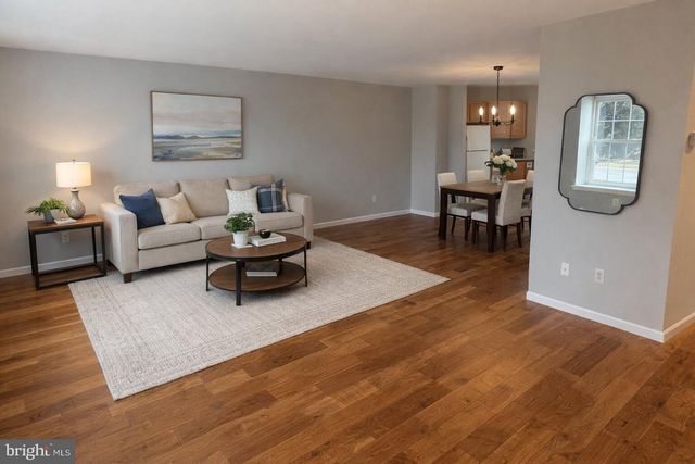 3 VICTORIA DR, Aston, PA 19014