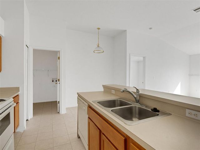 2454 HARRISON PLACE BOULEVARD, Lakeland, FL 33810