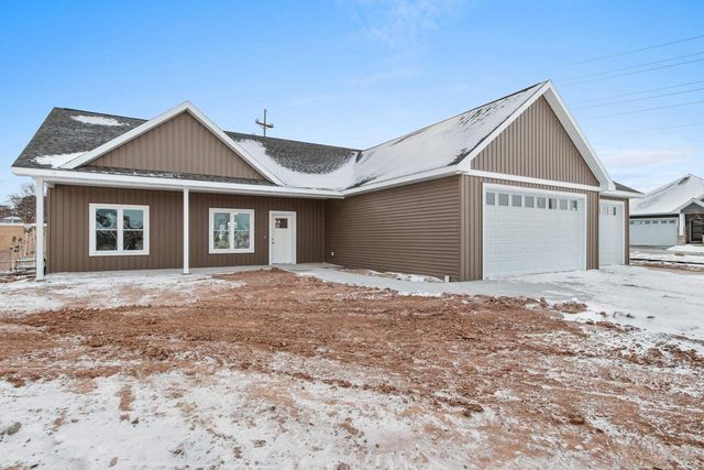 445 W PAPERMILL, Kimberly, WI 54136