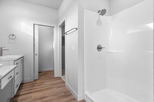 445 W PAPERMILL, Kimberly, WI 54136