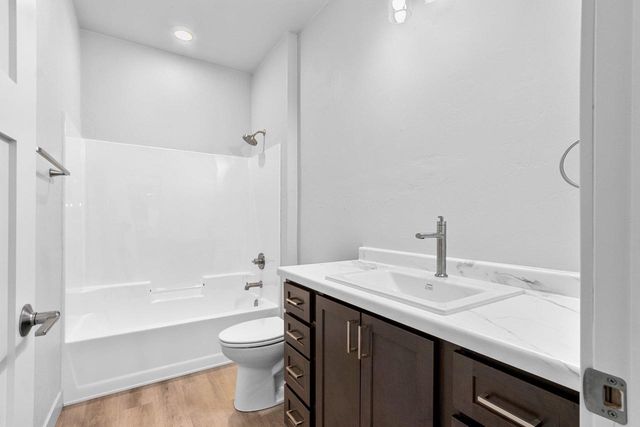 445 W PAPERMILL, Kimberly, WI 54136