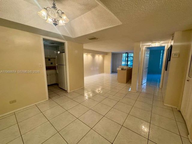 3720 Inverrary Drive 1N, Lauderhill, FL 33319