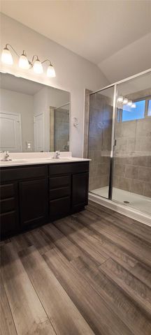 1832 T H Johnson CT, Taylor, TX 76574