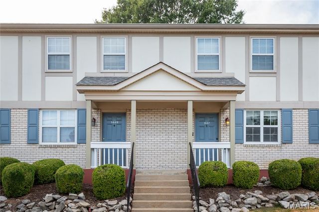 1447 Bobolink Place, Brentwood, MO 63144
