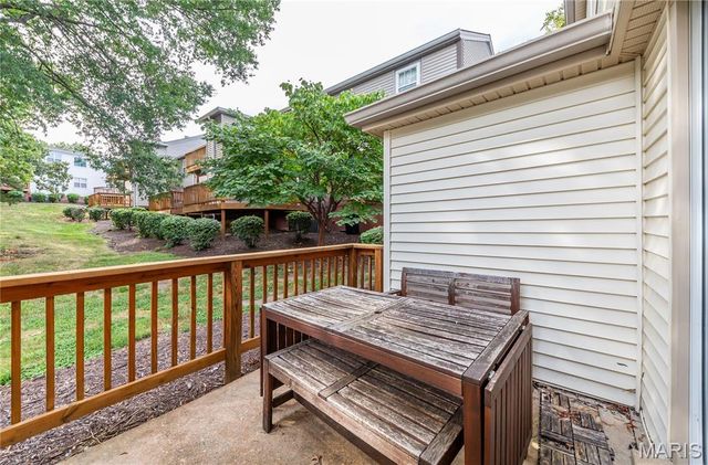 1447 Bobolink Place, Brentwood, MO 63144