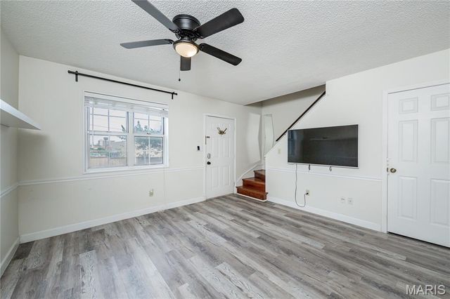 1447 Bobolink Place, Brentwood, MO 63144