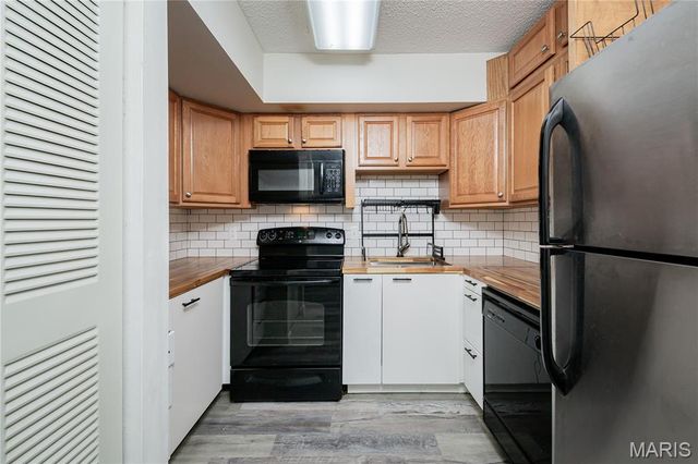 1447 Bobolink Place, Brentwood, MO 63144