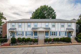 1447 Bobolink Place, Brentwood, MO 63144
