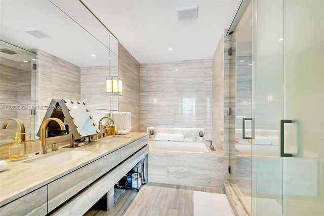 18975 Collins Ave 3304, Sunny Isles Beach, FL 33160