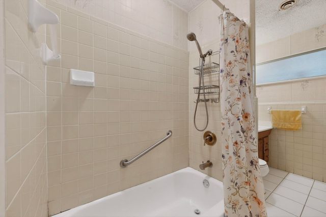 1620 River Oaks Drive, Irving, TX 75060