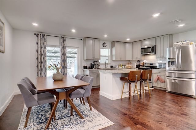 3434 Boulder Drive, Dallas, TX 75233