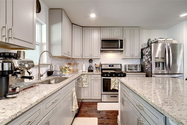 3434 Boulder Drive, Dallas, TX 75233