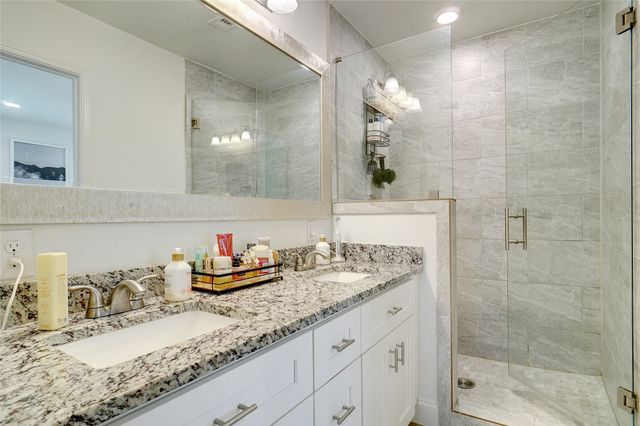 3434 Boulder Drive, Dallas, TX 75233