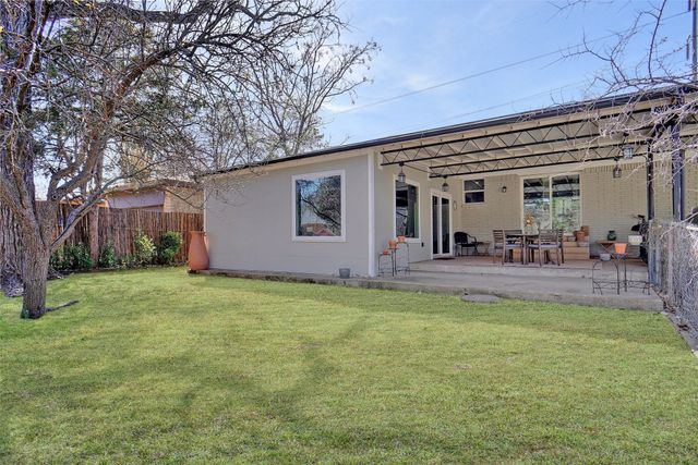 3434 Boulder Drive, Dallas, TX 75233
