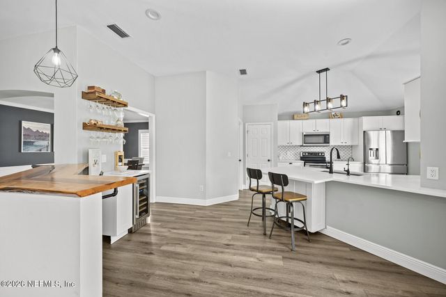 13948 SPOONBILL Street N, Jacksonville, FL 32224