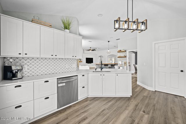 13948 SPOONBILL Street N, Jacksonville, FL 32224