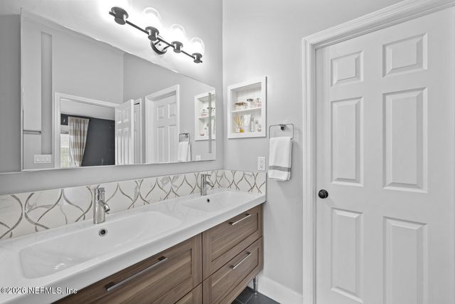 13948 SPOONBILL Street N, Jacksonville, FL 32224