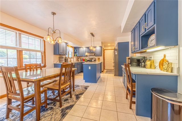 347 Forest, Belle Vernon, PA 15012