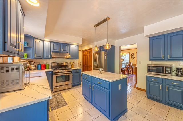 347 Forest, Belle Vernon, PA 15012