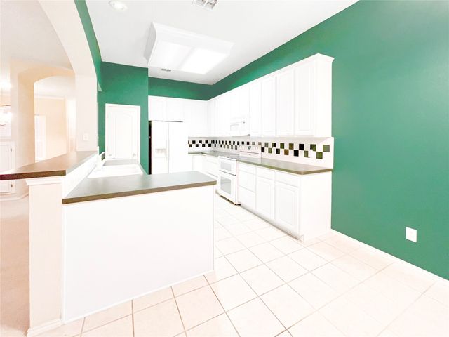 2712 Hereford Road, Denton, TX 76210