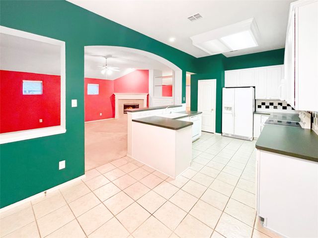2712 Hereford Road, Denton, TX 76210