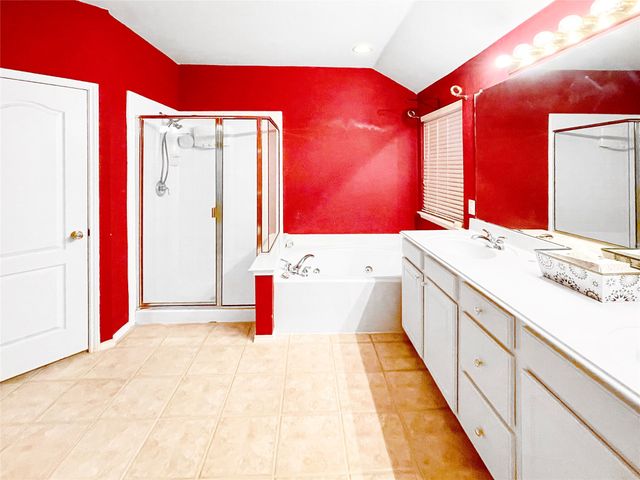 2712 Hereford Road, Denton, TX 76210