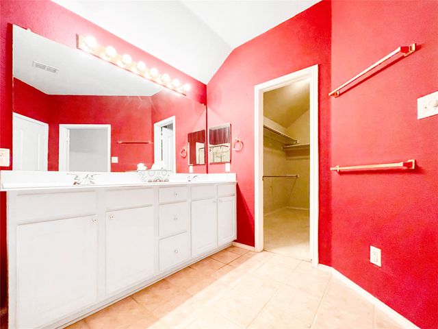 2712 Hereford Road, Denton, TX 76210