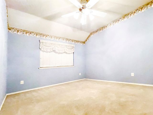2712 Hereford Road, Denton, TX 76210