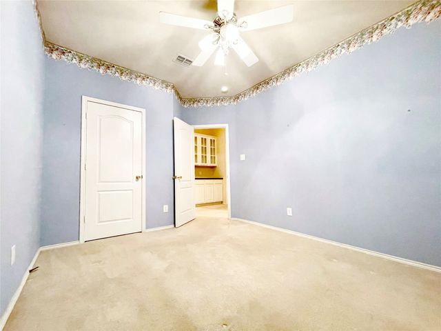 2712 Hereford Road, Denton, TX 76210
