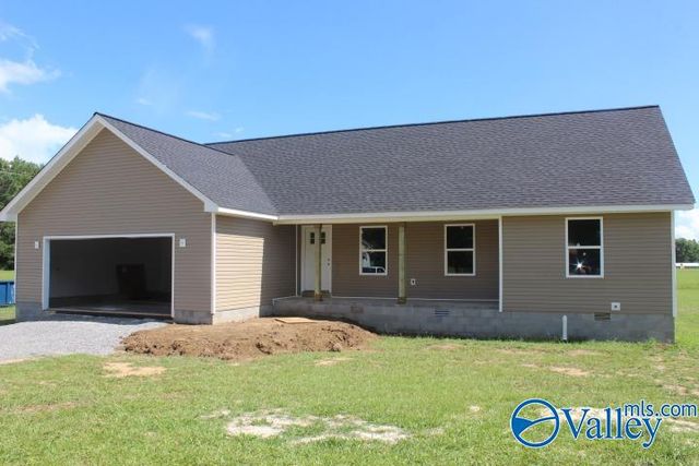 37 Mitchell Drive, Rainsville, AL 35986