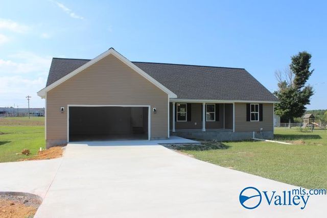 37 Mitchell Drive, Rainsville, AL 35986