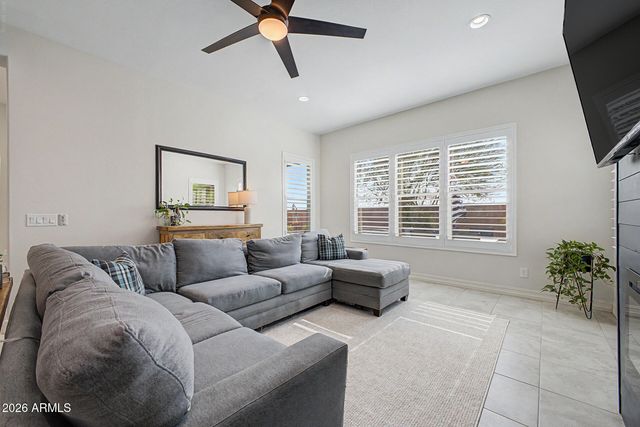 4610 N 186TH Lane, Goodyear, AZ 85395