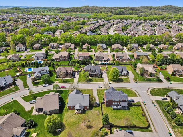 4015 Pendleton Dr, Spring Hill, TN 37174