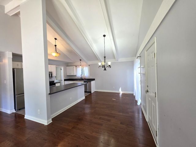 5206 W Dartmoor Drive, Mchenry, IL 60050