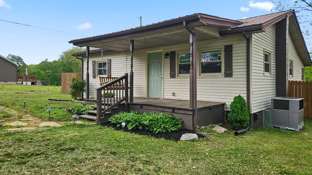 4390 S Bunker Hill Rd, Cookeville, TN 38506
