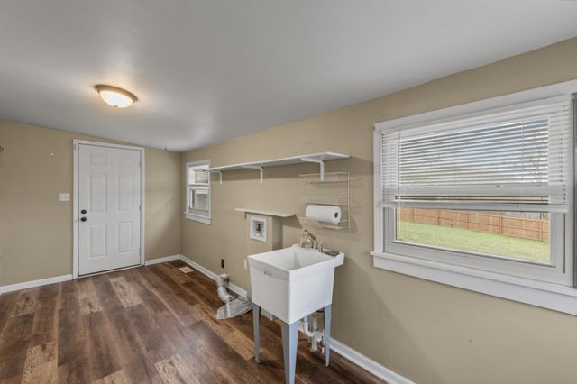 4390 S Bunker Hill Rd, Cookeville, TN 38506