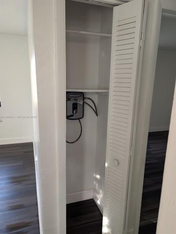 1461 SW 5th St 2, Miami, FL 33135