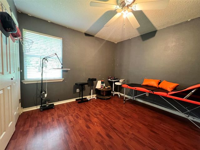 1406 County Road 3141 E, Cleveland, TX 77327