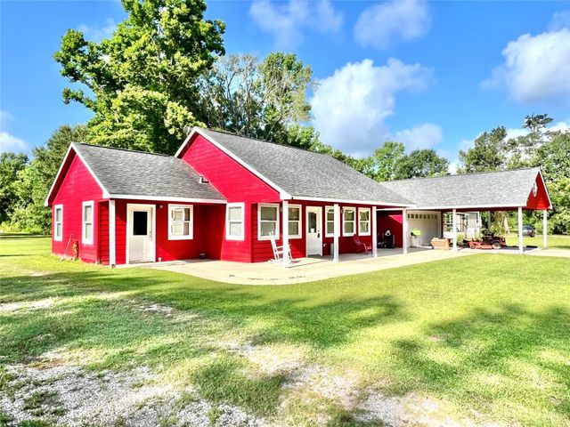1406 County Road 3141 E, Cleveland, TX 77327
