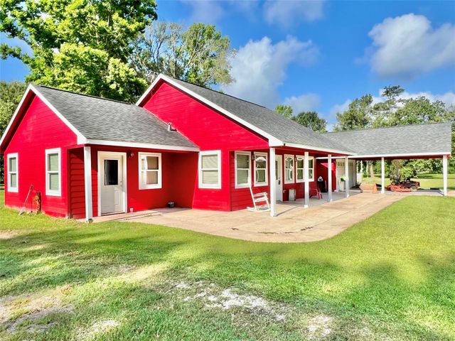 1406 County Road 3141 E, Cleveland, TX 77327