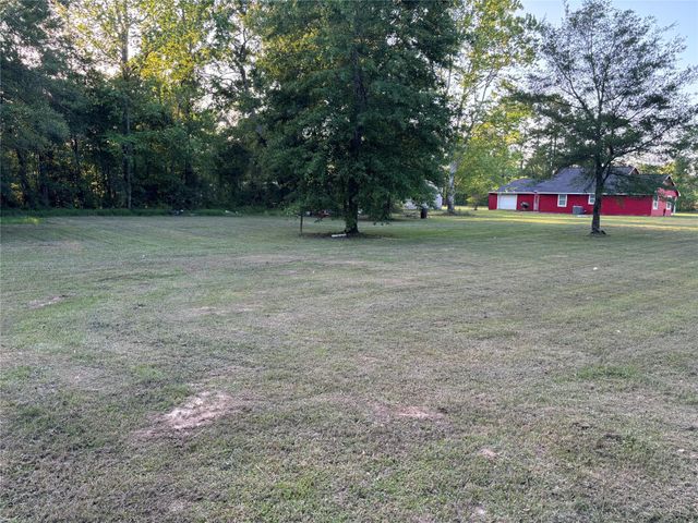 1406 County Road 3141 E, Cleveland, TX 77327