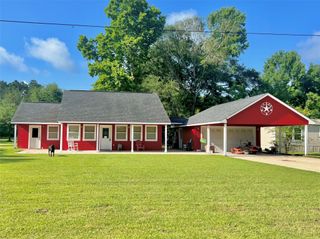 1406 County Road 3141 E, Cleveland, TX 77327
