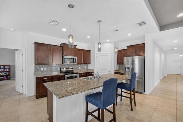 5198 NE 19TH PLACE, Ocala, FL 34470