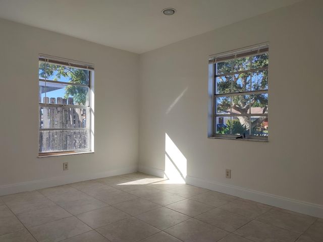 4626 Arthur Street, Palm Beach Gardens, FL 33418