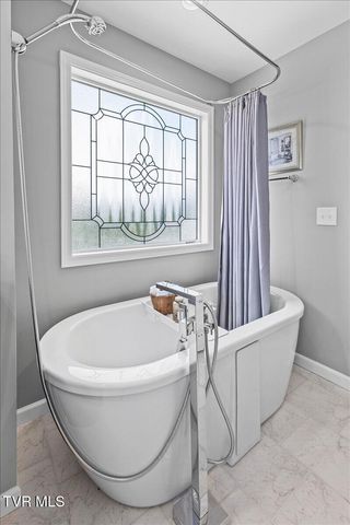 404 Allen Avenue, Elizabethton, TN 37643