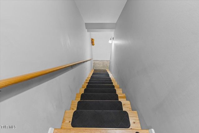 404 Allen Avenue, Elizabethton, TN 37643