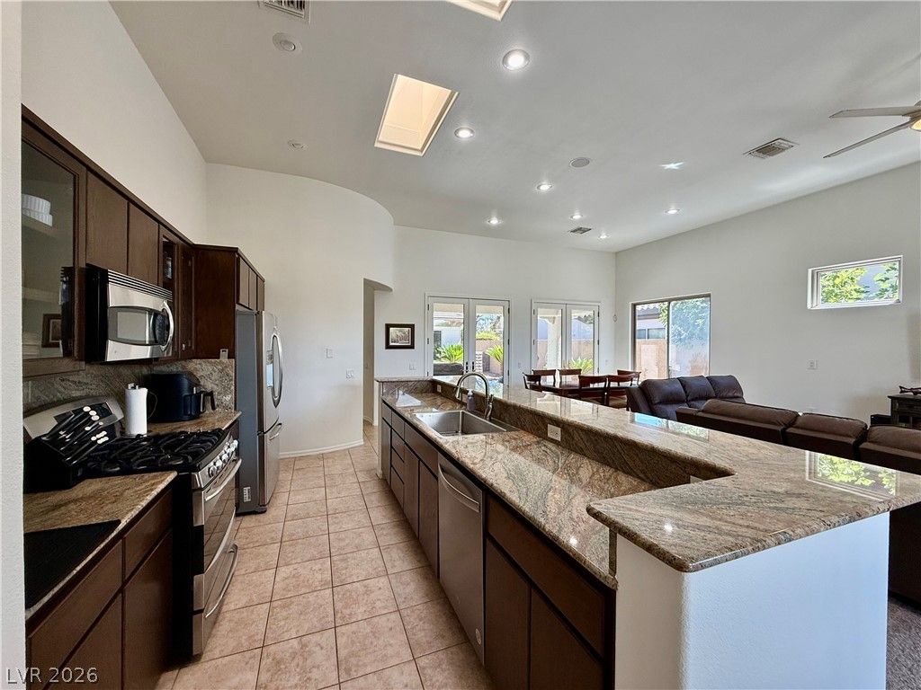 29 Braelinn Drive, Henderson, NV 89052 — photo 5