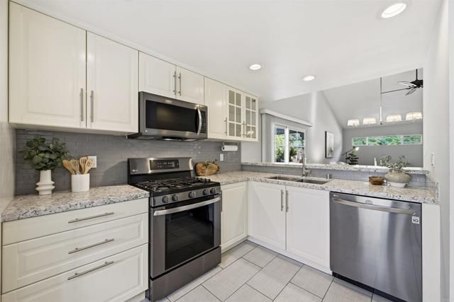 3327 Vivienda Circle, Carlsbad, CA 92009