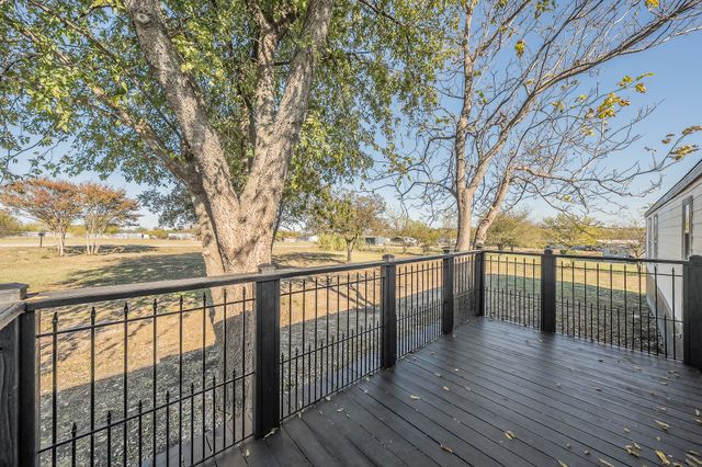 109 Hawkins Way, New Fairview, TX 76078