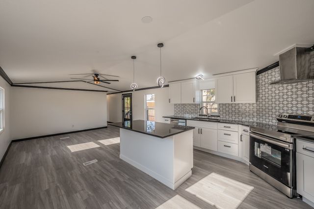 109 Hawkins Way, New Fairview, TX 76078